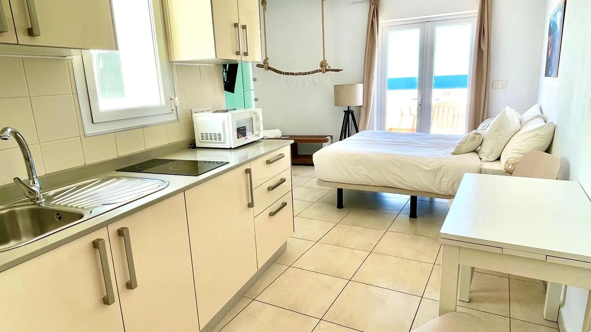 Apartment Weybeach5 Ocean Frontline,Sea View,Private Terrace La Santa Spain