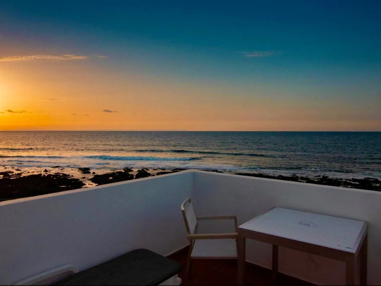 Weybeach5 Ocean Frontline,Sea View,Private Terrace contacts